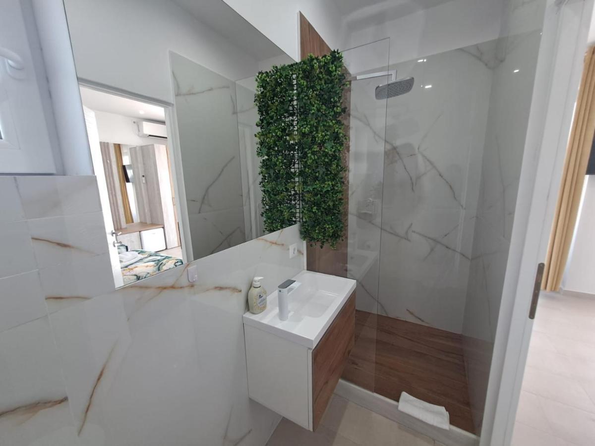 Ferienwohnung Accent Garden Deva Exterior foto